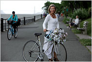 NYTimes.com | Number of Female Cyclists Lags in New York, With Safety as a Concern