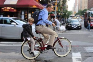 Grist.org | Do helmets really keep cyclists safer?